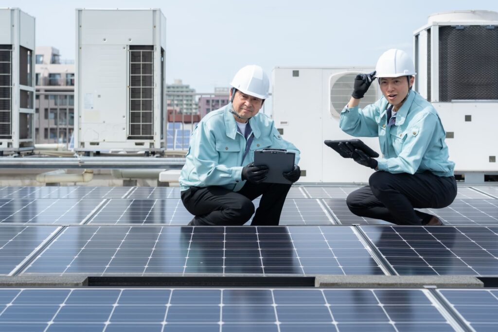 太陽光発電の専門業者の写真